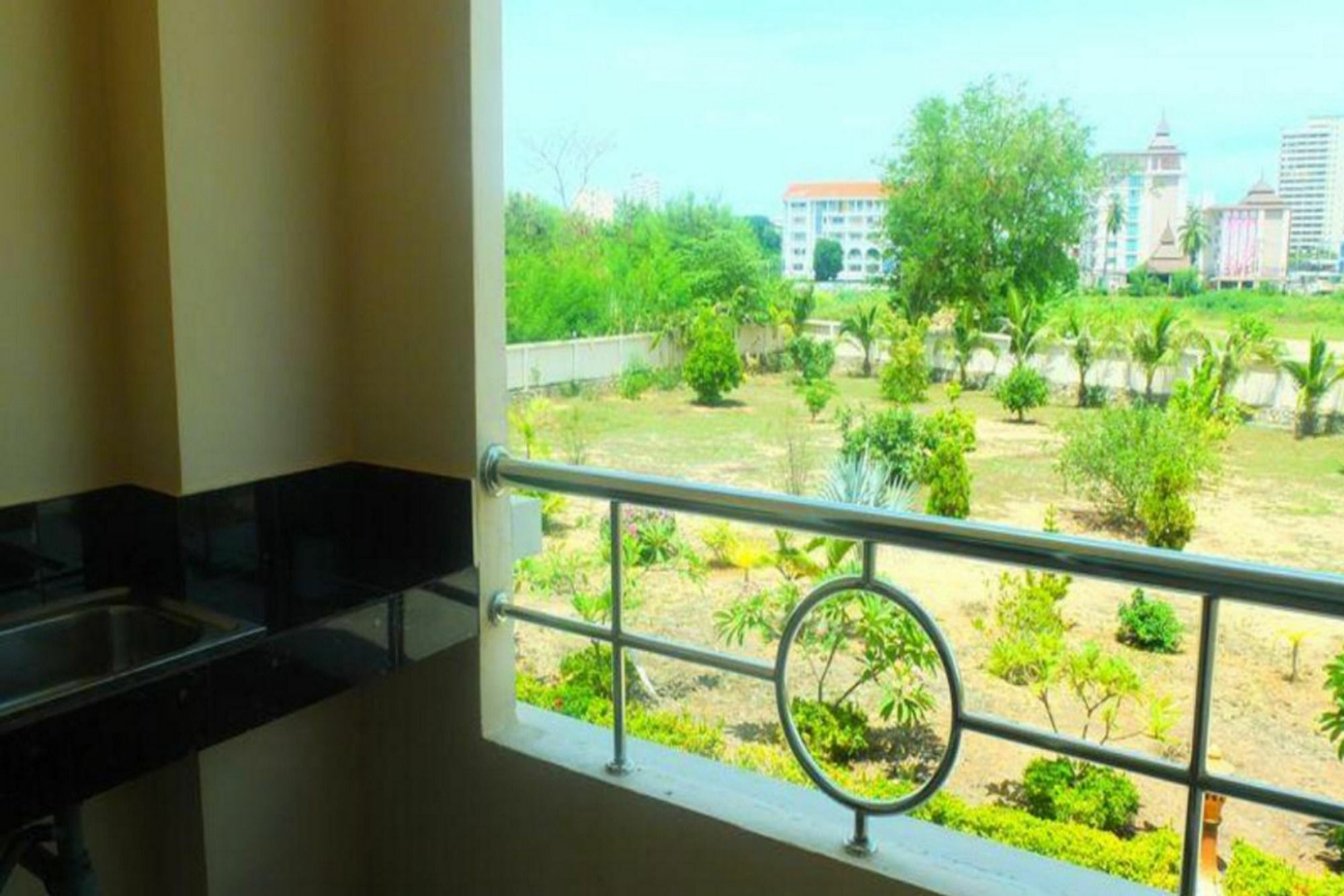 Lk Pavilion Executive Serviced Apartment Паттайя Экстерьер фото