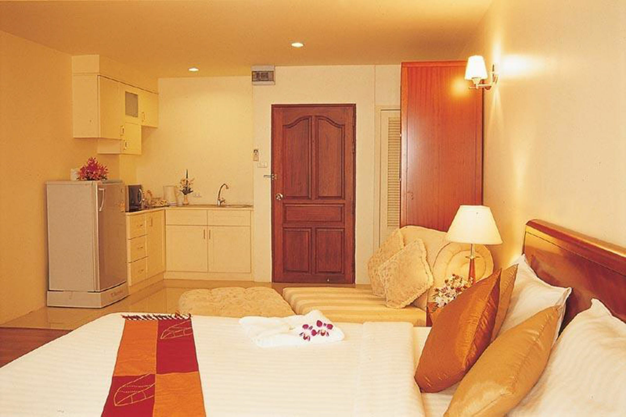 Lk Pavilion Executive Serviced Apartment Паттайя Экстерьер фото